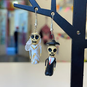 Clay figures earrings "bride and groom"