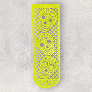 Hojas de Papel Picado Artesanal con Diseño de Tres Calaveras