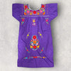 Mexikanisches handgemachtes Kleid mit Blumenstickerei