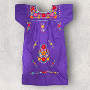 Vestido artesanal mexicano con bordado floral, talla XL
