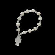 Bracelet mini onyx blanc avec croix