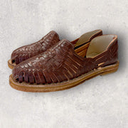 Huaraches (artisan footwear) model Elena