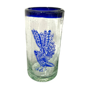 Vaso mexicano de vidrio soplado con raya azul y dibujo de águila